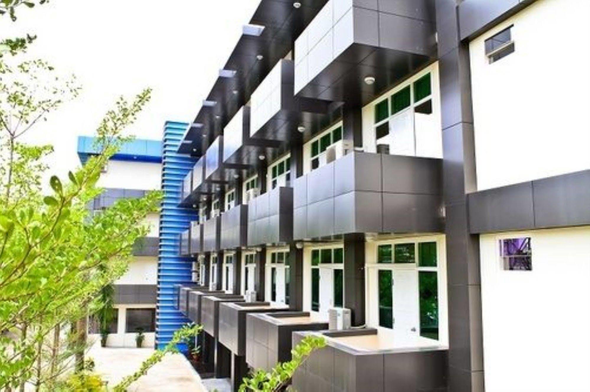 Hotel 7 Mile Rangun Kültér fotó